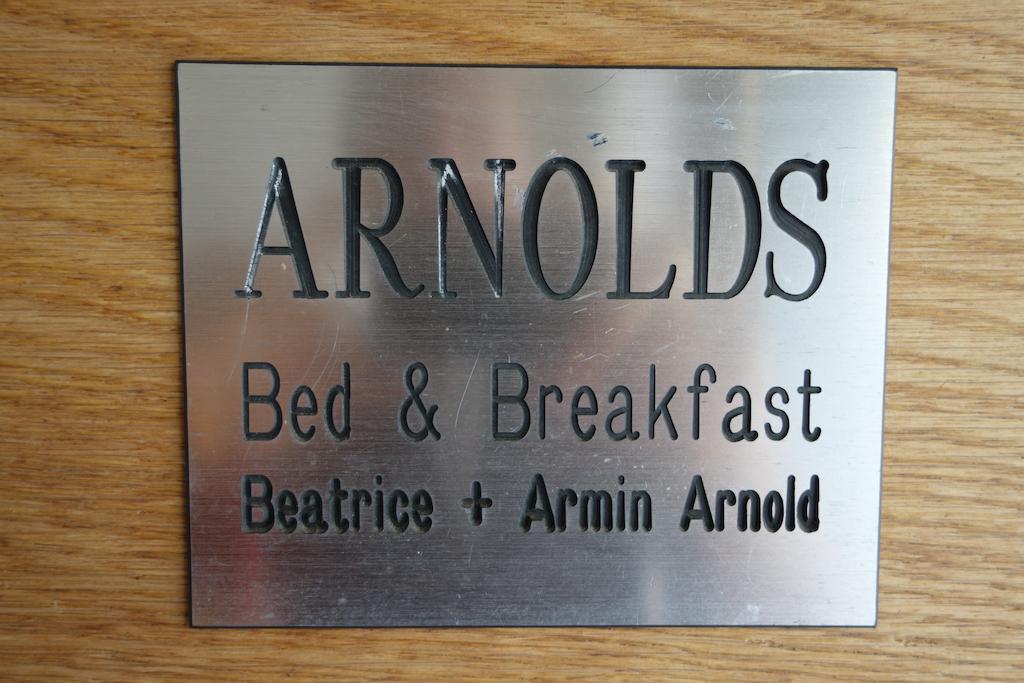 Arnolds Bed & Breakfast Интерлакен Экстерьер фото